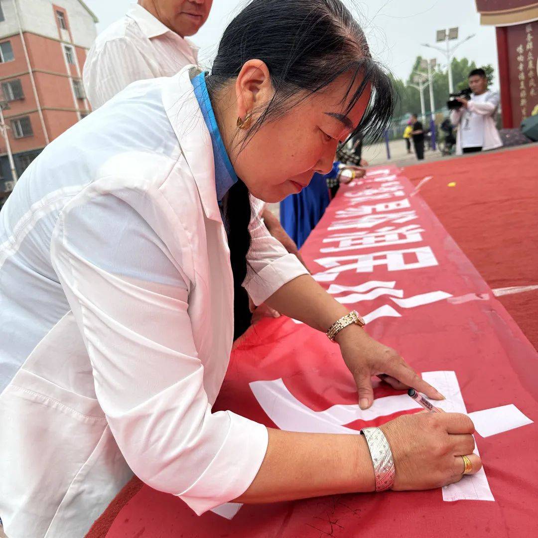 移风易俗看基层 | 迁安木厂口镇举办“移风易俗润民心 文明新风进万家”文艺汇演