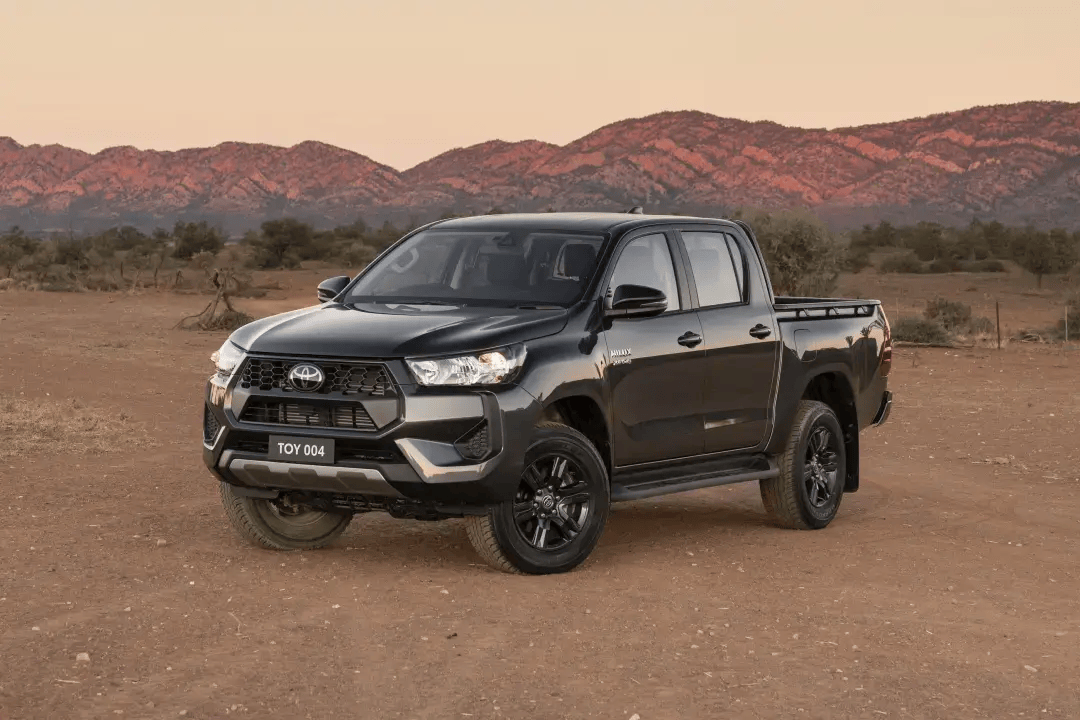 丰田新款hilux轻混车型油耗公布,省7.1%-9.5%油耗