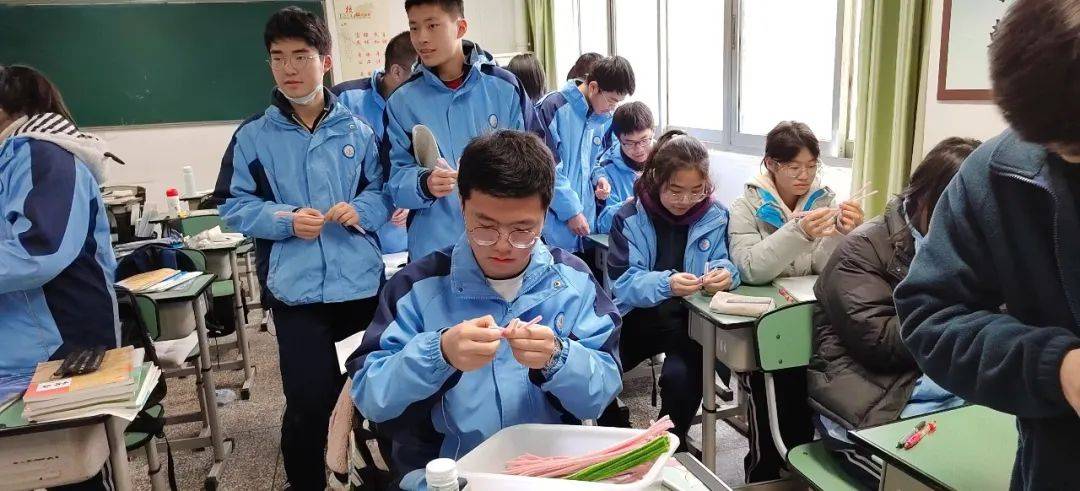 成都西北中学2023-2024年度劳动教育成绩斐然(上)