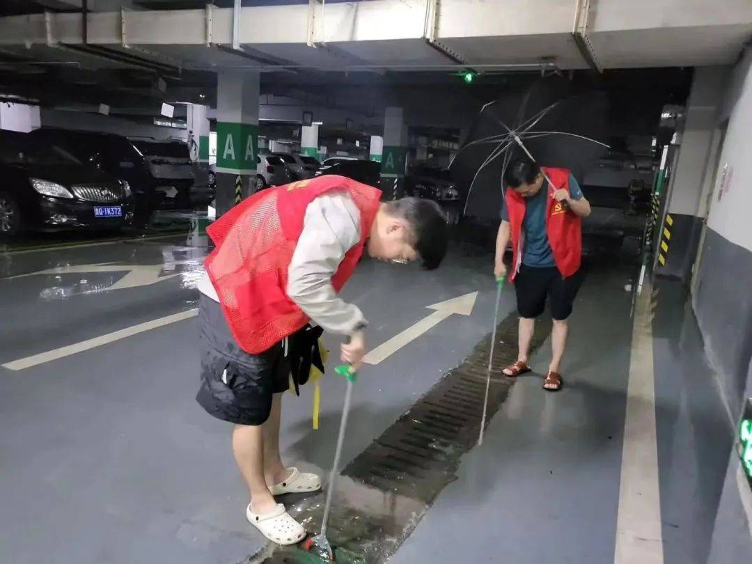 直击防汛一线的"志愿力量"