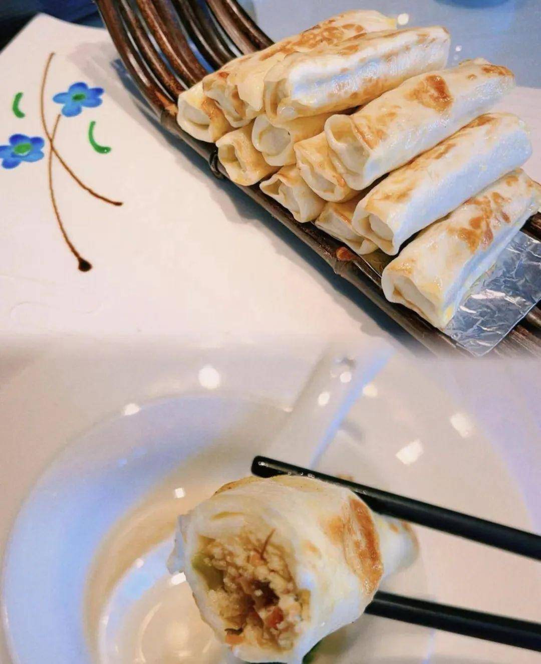 在寿县的美食世界里,淮南牛肉粉丝汤,八公山豆腐宴,大救驾是最具代表