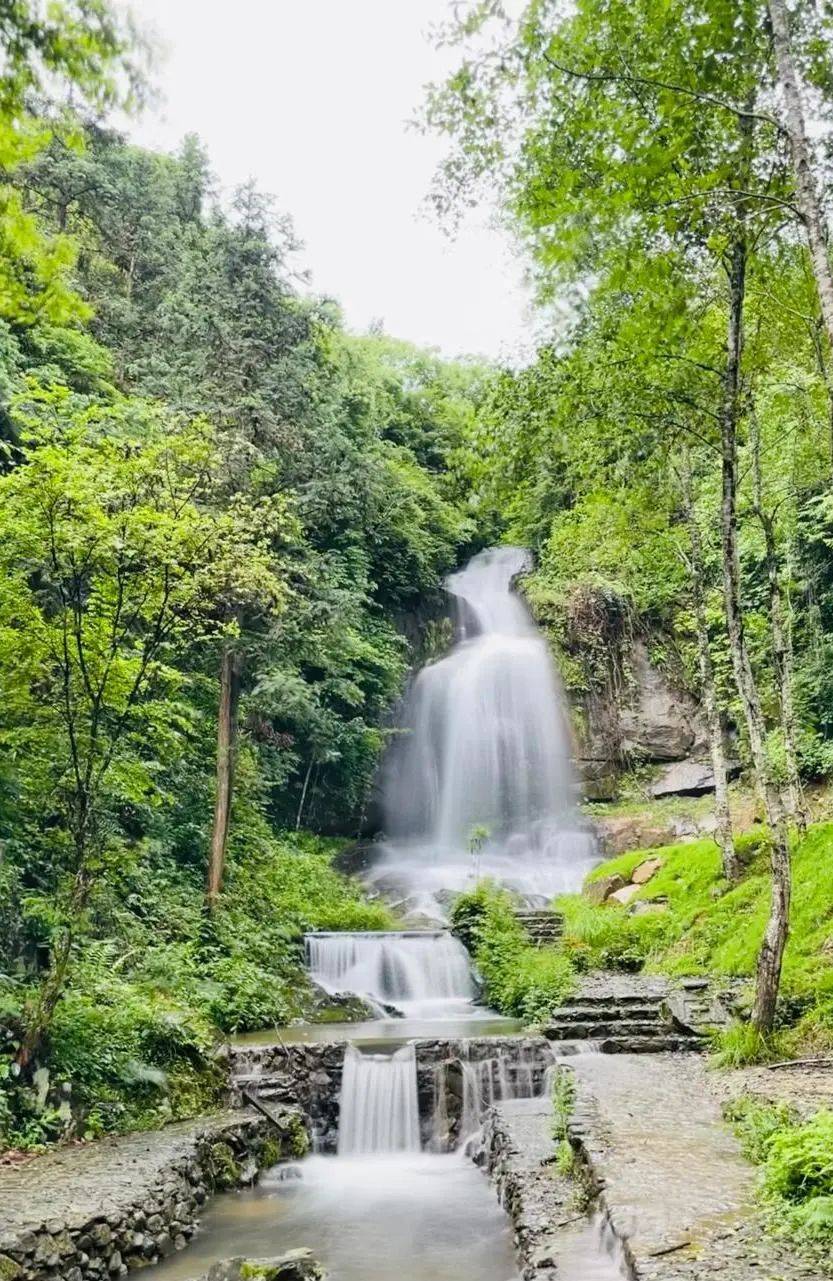 20日茶陵卧龙山民俗展览馆 卧龙十八湾漂流 金龙瀑布戏水一日游158元