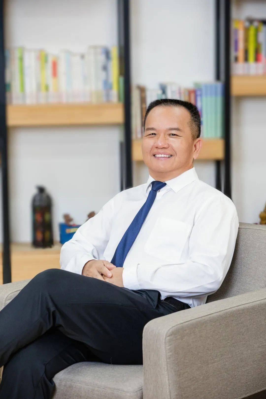 正高引领 成就卓越——南宁外国语学校正高级教师团队风采展示