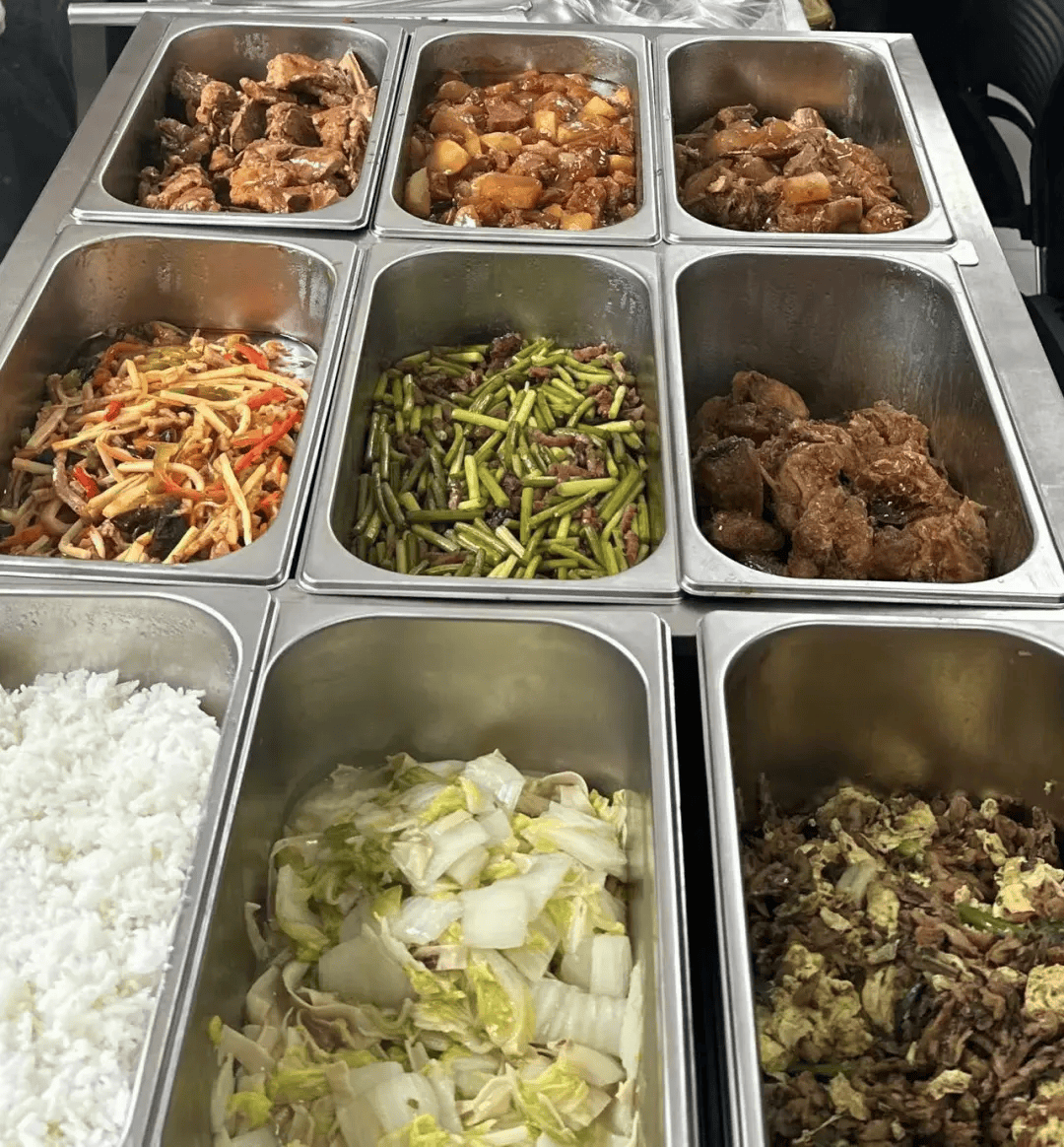 就在家门口!大兴这个街道首家社区食堂开餐