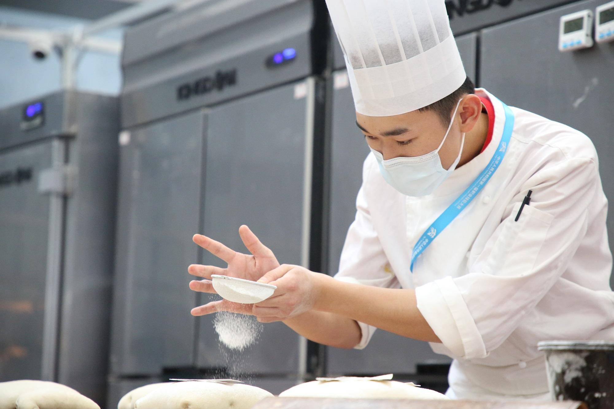 "有技能,好就业", 东莞市技师学院学子就业竞赛"双丰收"