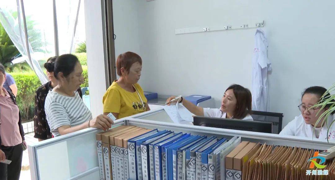 开州区积极开展"两癌"筛查工作→_进行_妇女_相关