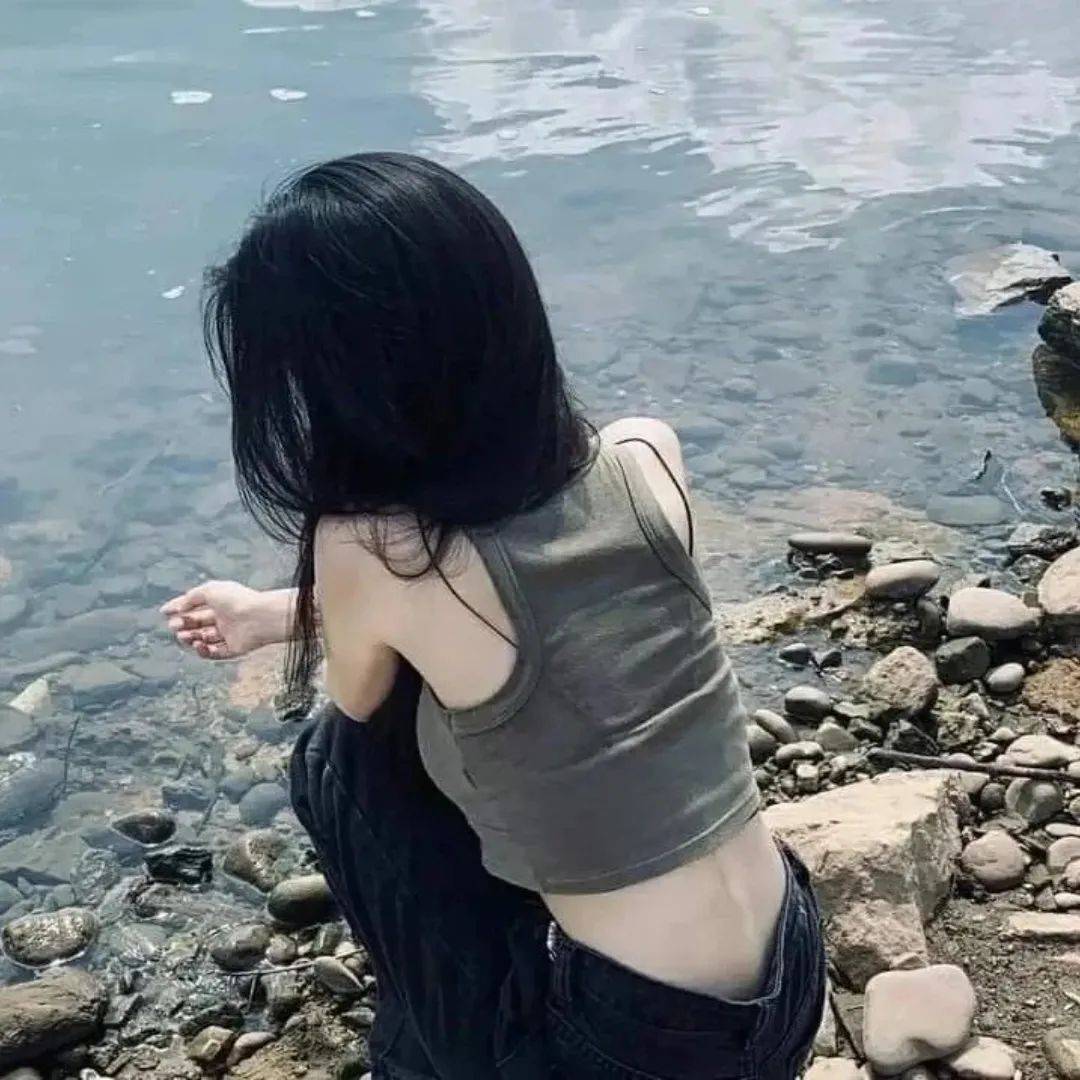 不露脸头像/部位头像