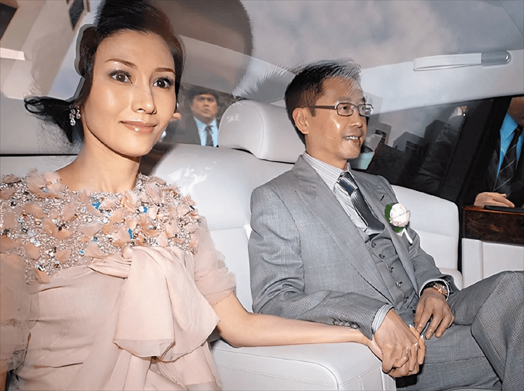 许世勋在48岁的时候才有了儿子许晋亨,许晋亨从小就赢在了起跑