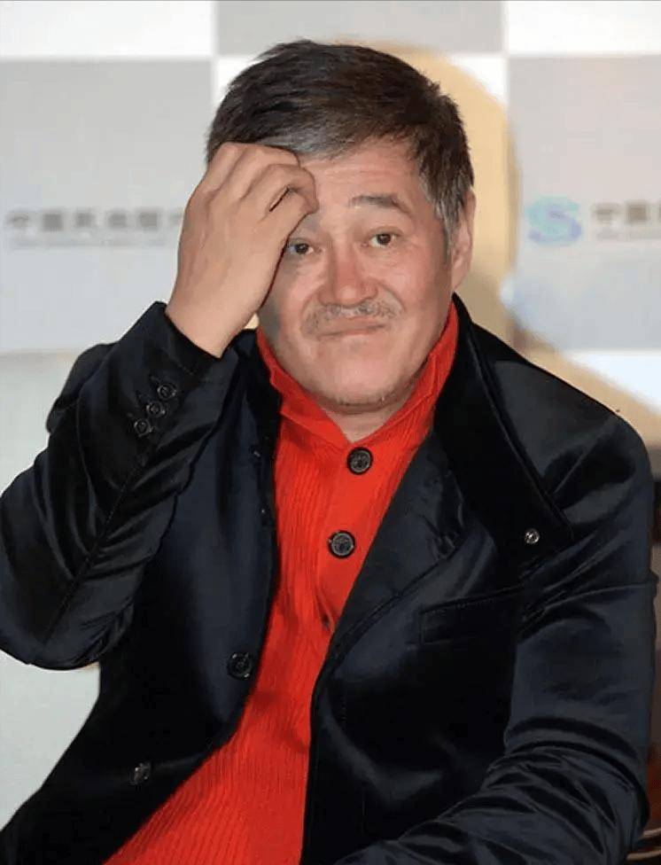 曾花费1亿请赵本山代言,成本2毛骗农民200亿,创始人至今没出狱