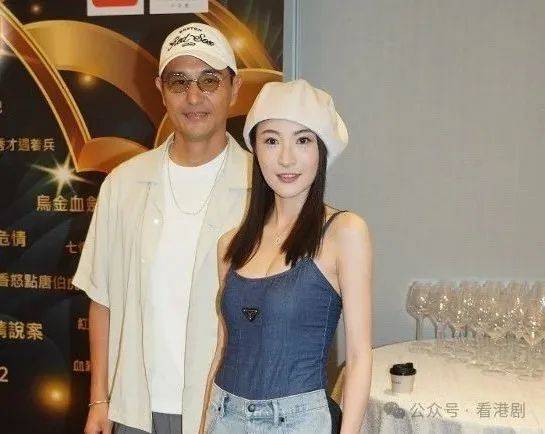 林夏薇首与陈晓合作 揭对方传失婚真实状态