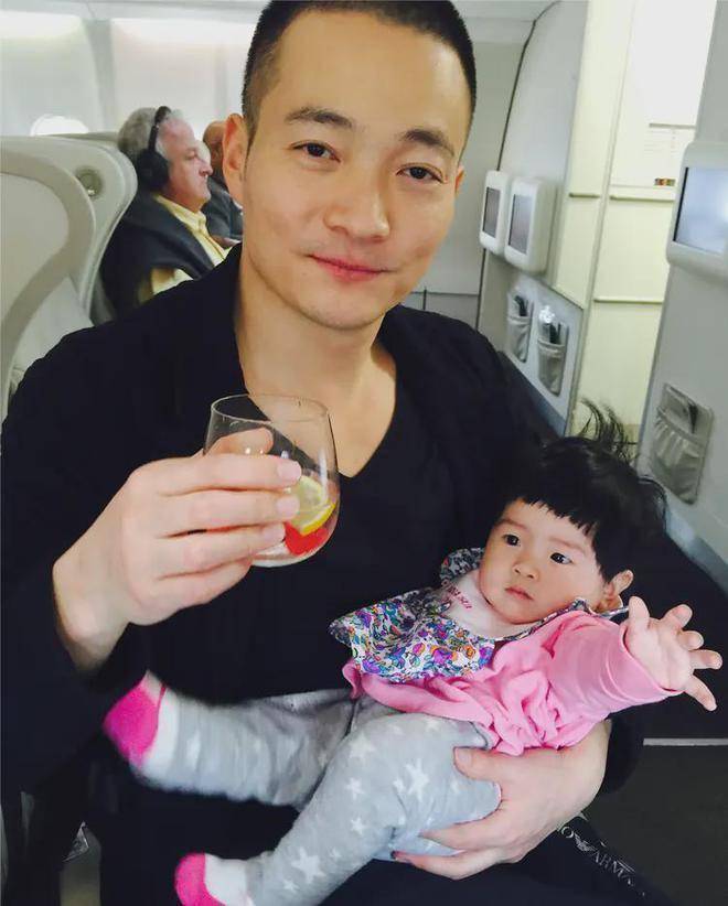 46岁喻恩泰变老了, 史林子依然优雅漂亮