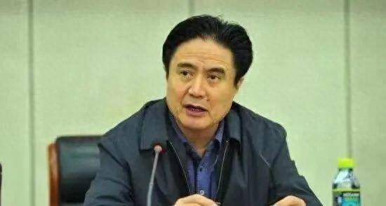 72岁海南原省委书记罗保铭主动投案!系下半年落马首"虎"