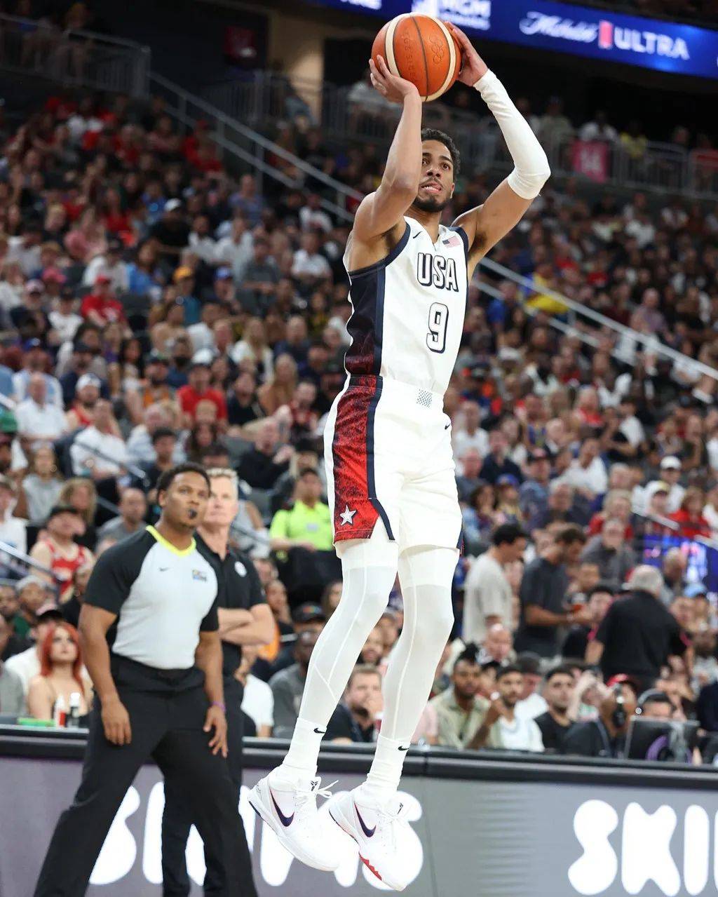 三双「美国队」科比 4 集体亮相!你觉得哪双最帅?