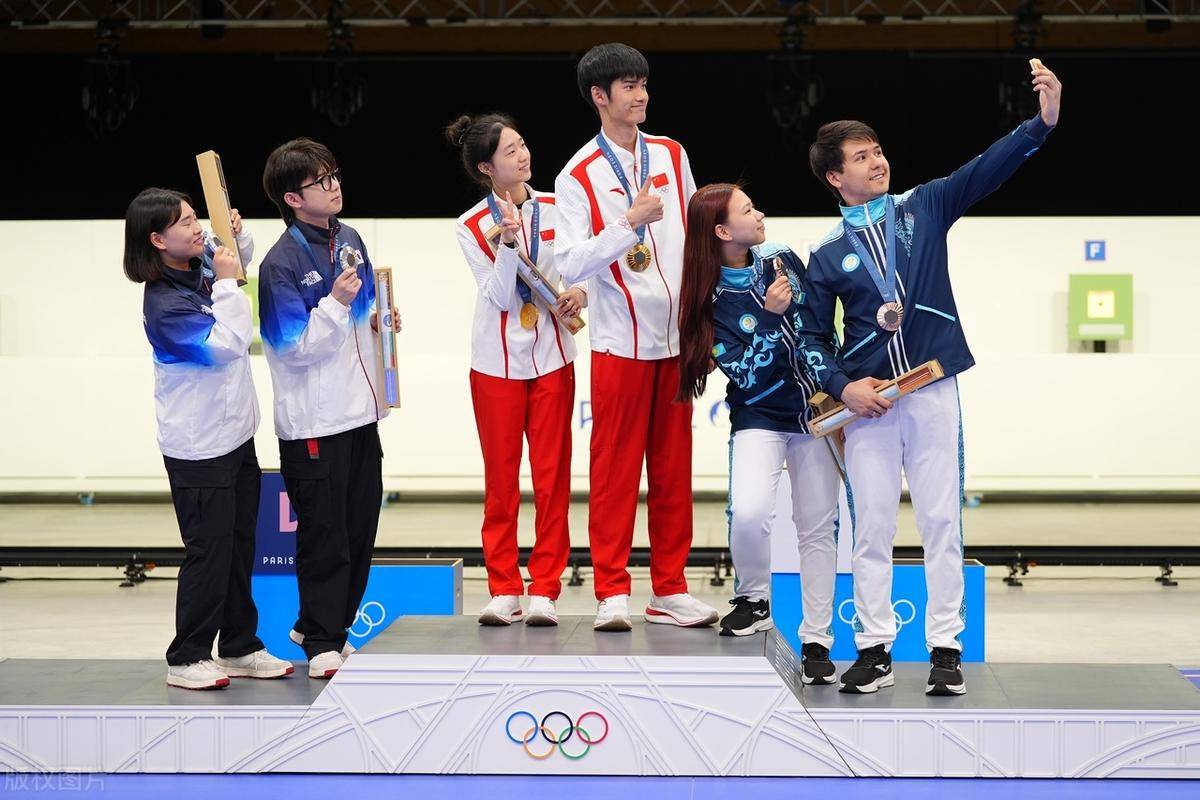 金牌榜第一!中国代表团巴黎奥运会首日摘两金,两大梦之队真给力