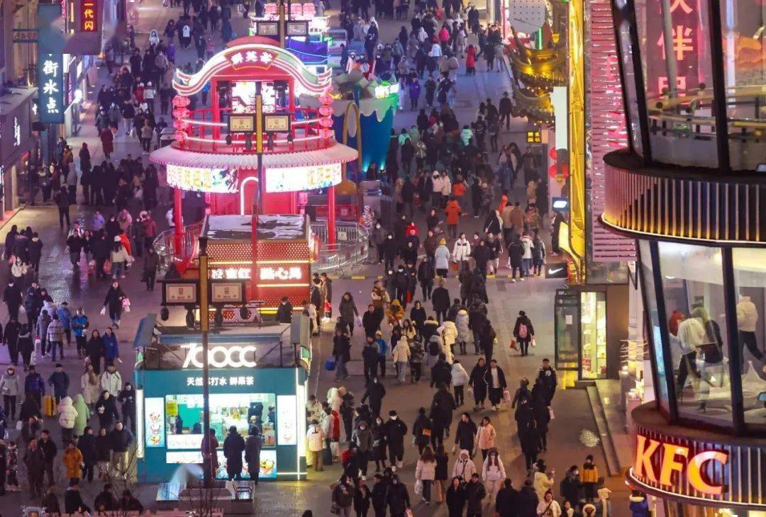 沈阳商场"出圈"哪家强?网友:好不好逛是其次,"情绪价值"先拉满