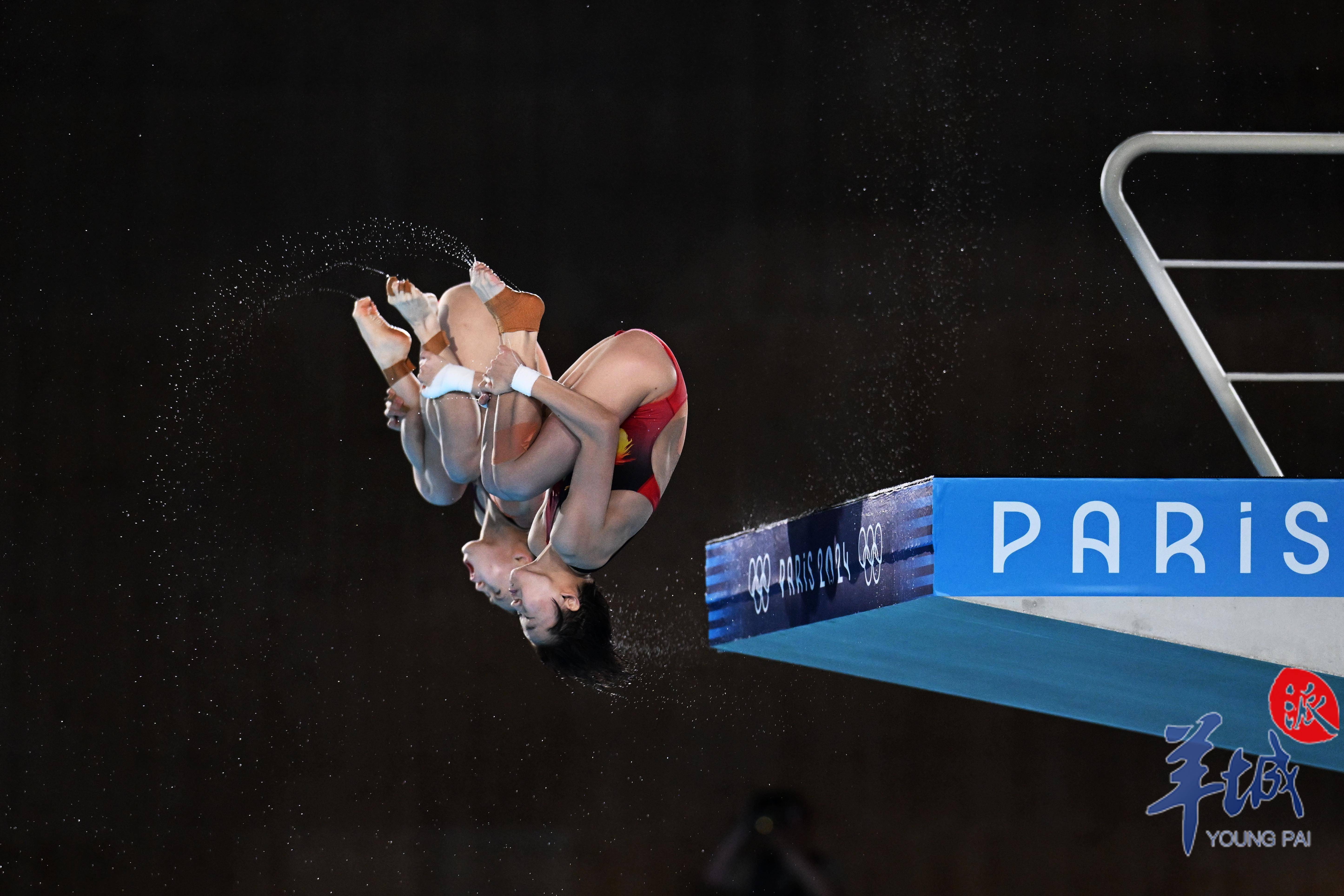 广东选手全红婵搭档陈芋汐夺得女子双人10米跳台冠军