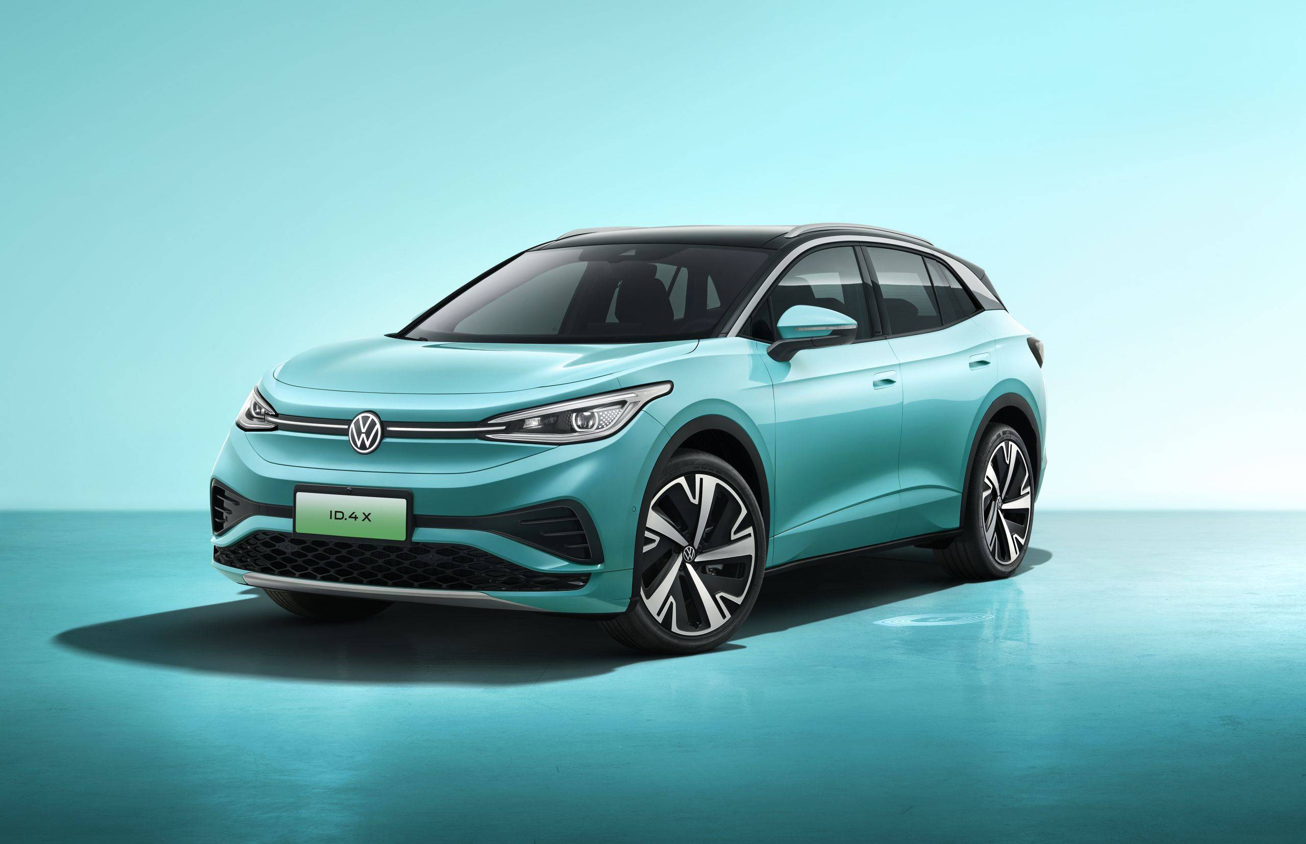 上汽大众id.3/id.4 x 聪明款上市 售价11.99万起_搜狐汽车_搜狐网