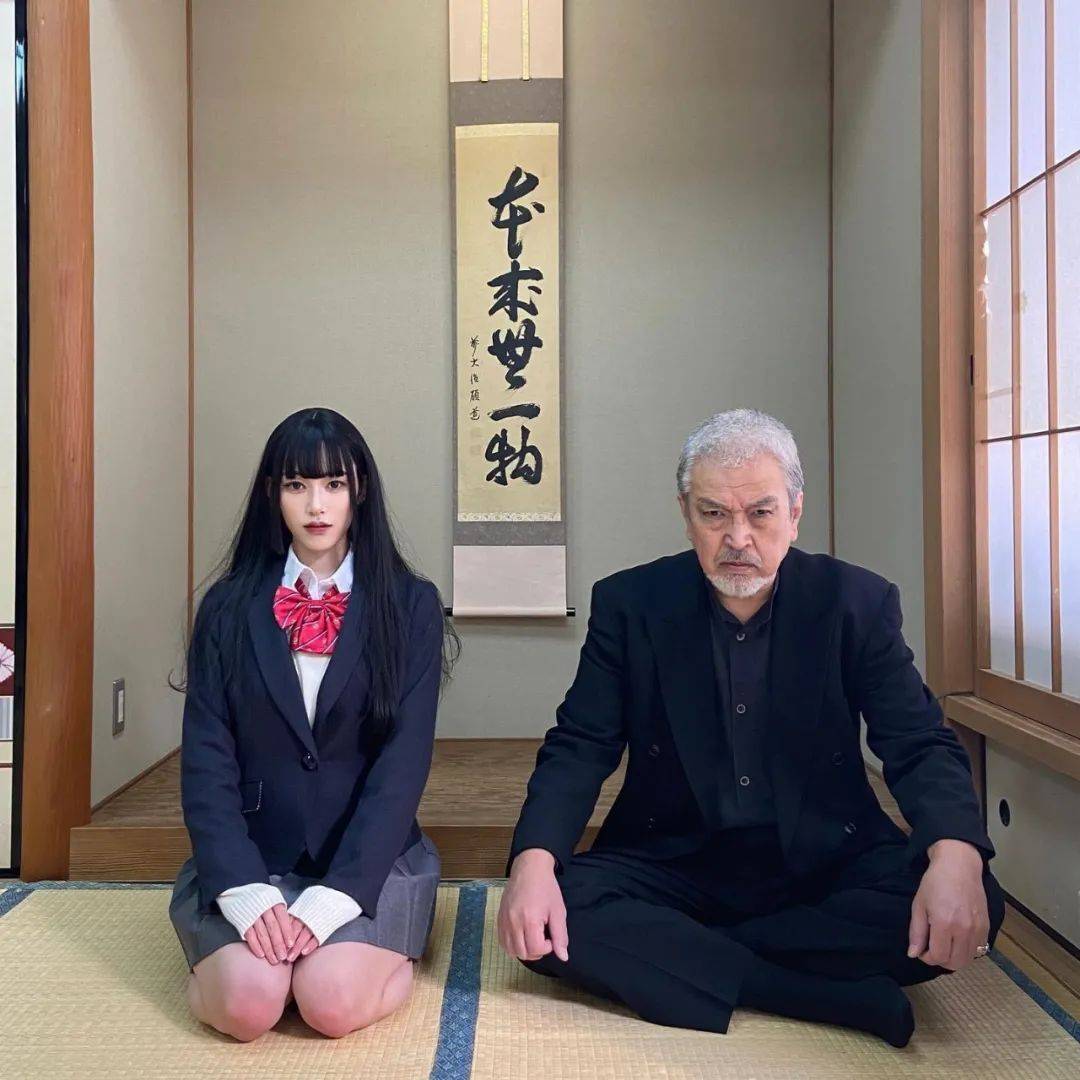 日本00后“黑道千金”爆火全网，一组照片吸粉百万：美到心跳加速！_搜狐网