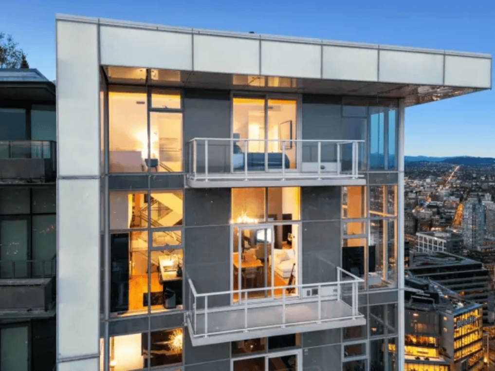 温哥华頂層公寓一个高价售出一个卖不动,只因屋主做了这事.