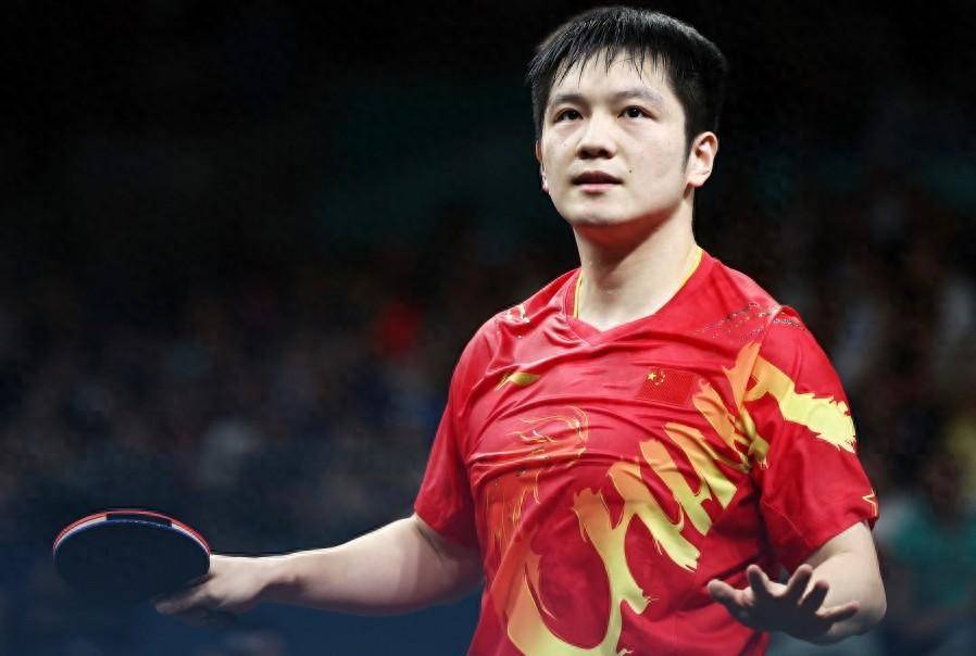 李宁奥运"龙服"被吐槽吸汗性差,市值三年蒸发超2400亿港元_中国乒乓