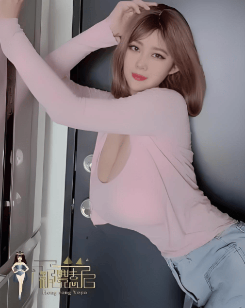 马友蓉 