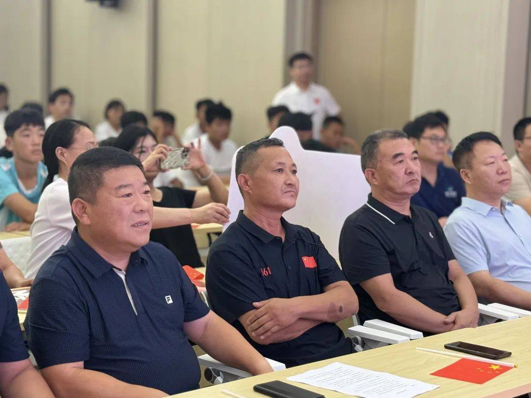 山东姑娘杨文璐,拳击银牌!_训练_比赛_巨野