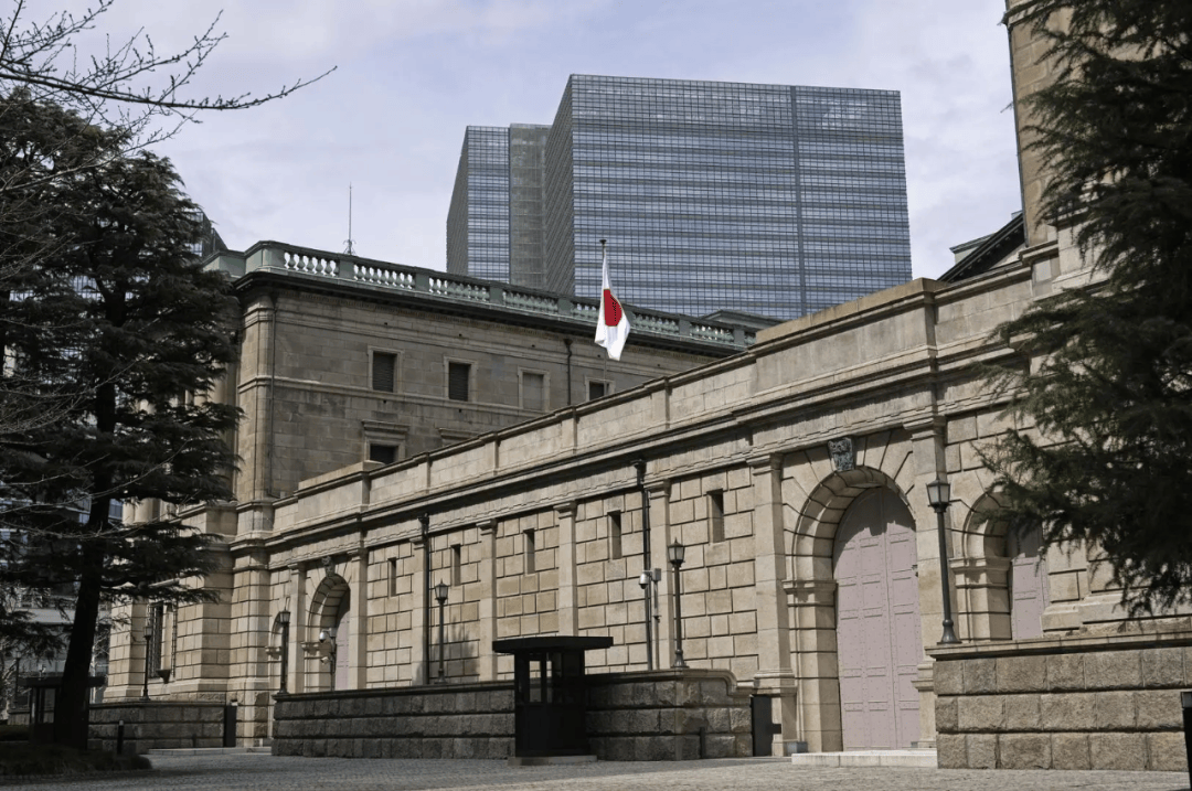 日本央行“反悔”:称“不会在市场不稳时加息”_经济_政策_风险