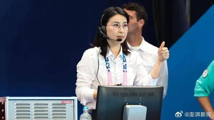这些女性裁判,在国际体育舞台发出"中国声音"_跳水_奥运_张虹