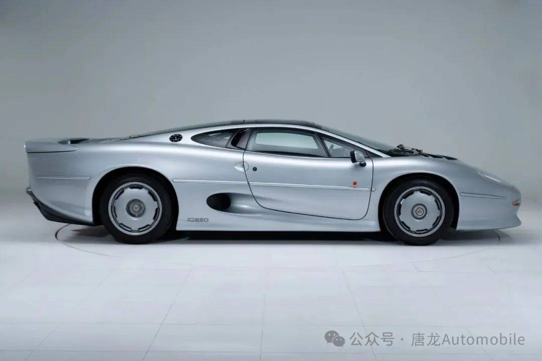 不要错过这辆罕见的捷豹 xj220出售机会作为捷豹辉煌赛车遗产于1991年