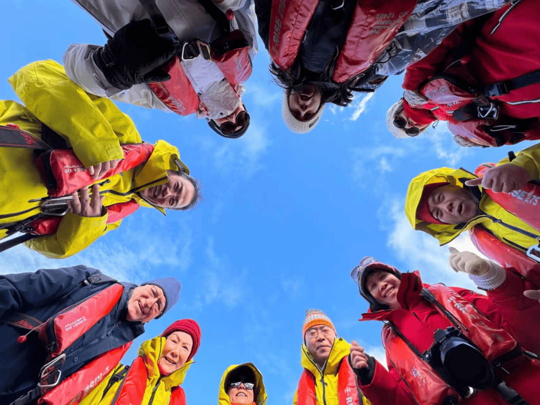 北极之旅,行行摄摄 (二):踏流冰,触冰雪,叩拜海洋动物,"冰原王者"北极