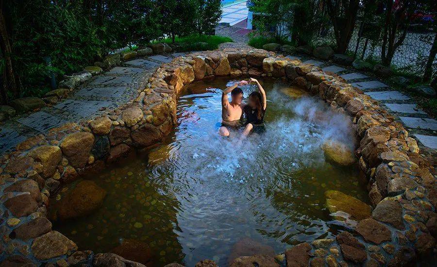 玩转清凉水上乐园,住"温泉之乡",泡日式园林温泉,还送自助餐!