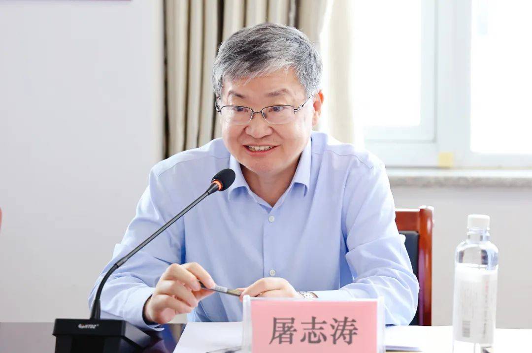 北京市中医药管理局党组书记,局长屠志涛,副局长,二级巡视员李德娟