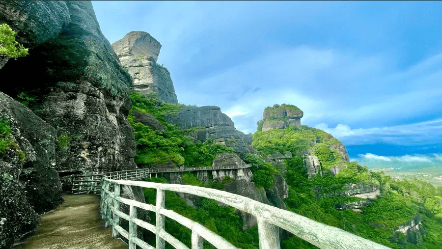 挑个好天气就出发!目标国家4a级旅游景区龙川霍山