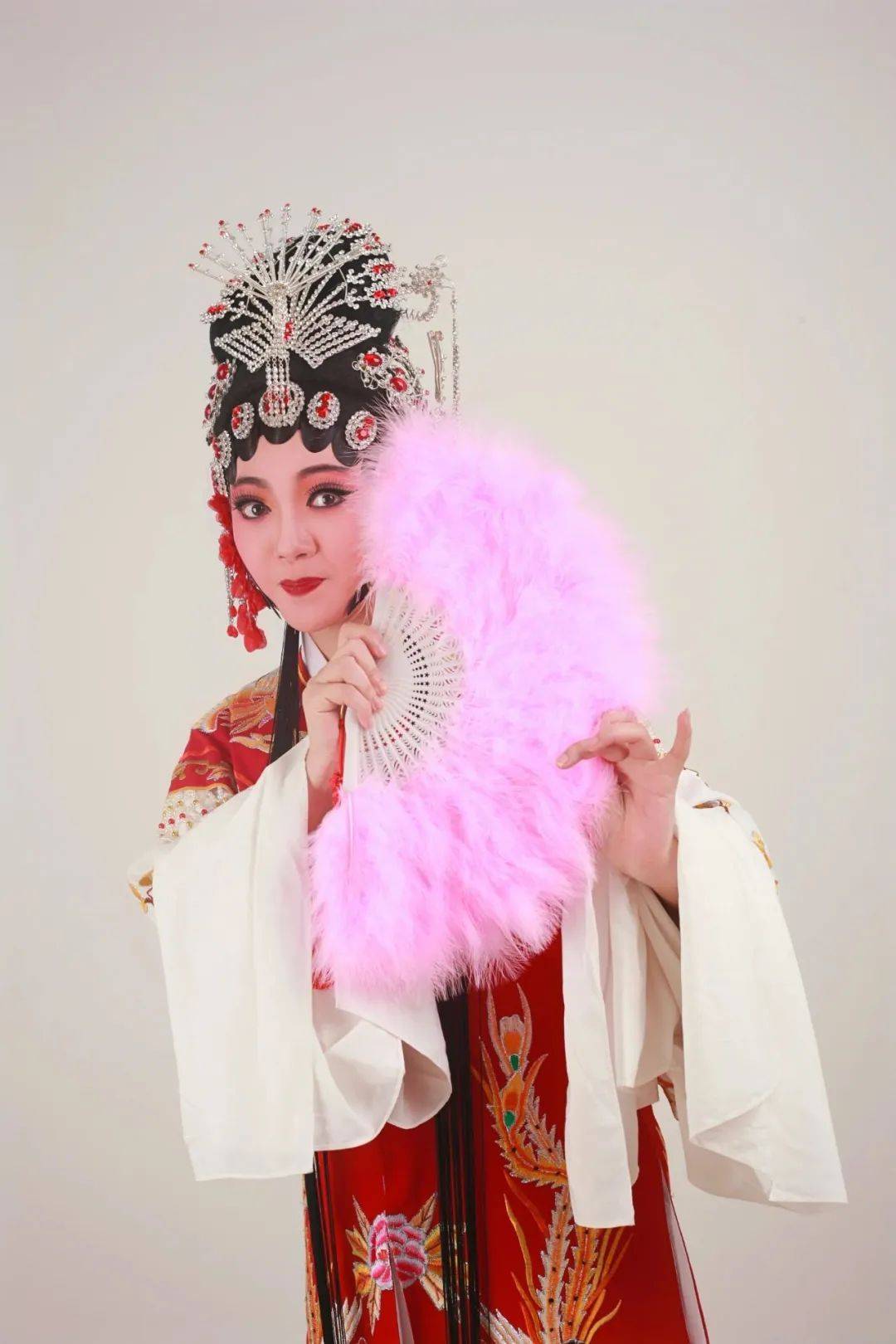 香港演员陈国权(香港演员张明伟)（陈国民演员）