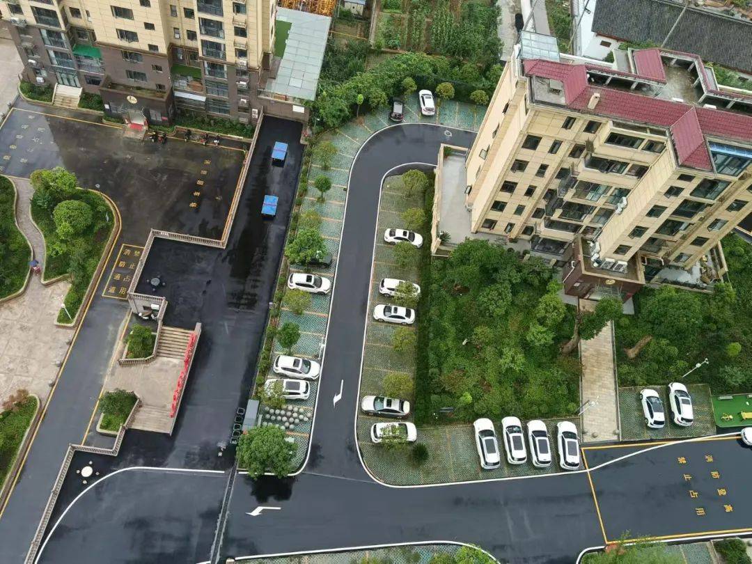 和湖泊局一级主任科员成员:南 军 郧西县城关镇人民政府干部邓建军