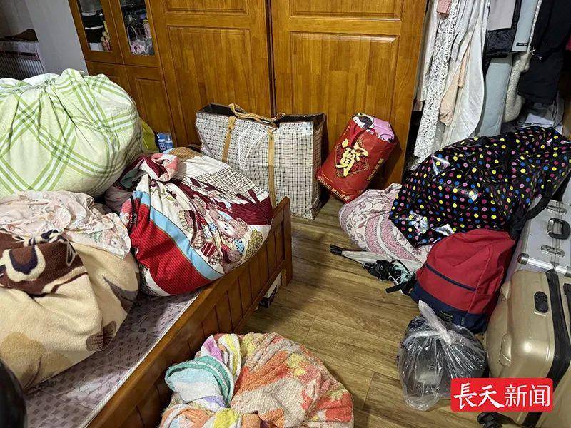长天调查｜湖北武汉一小区多户墙面出现裂痕 业主接到“费解”通知 背后原因到底是什么？