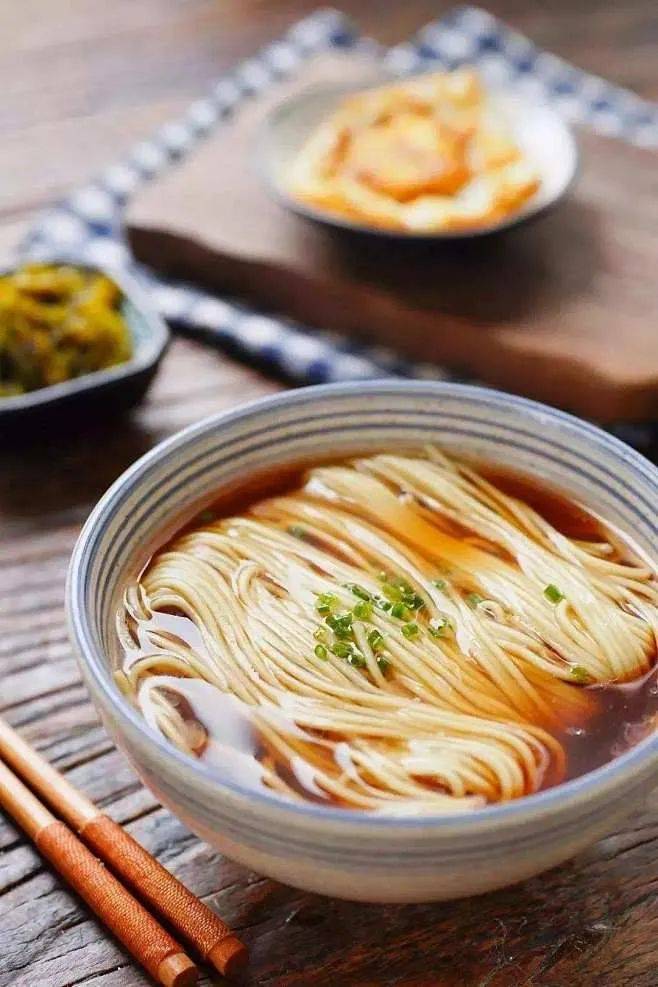闵行的一碗面……｜城市季风_大哥_曹记_家乡