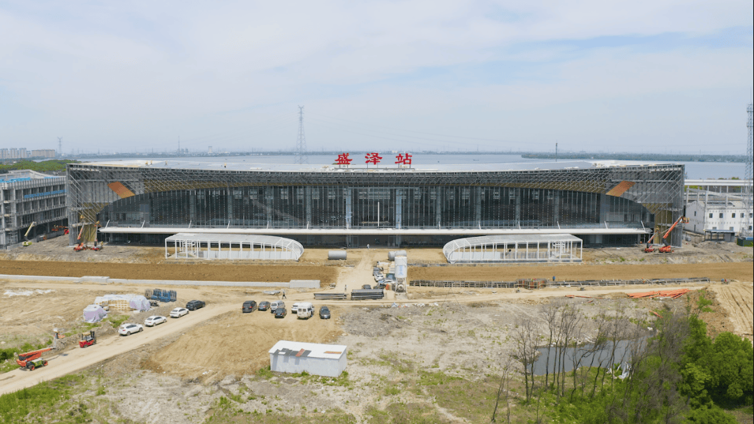 吴江这条路,高铁站主干道!