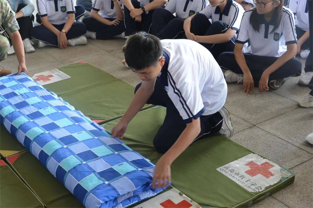 【全环境立德树人】内务整理严纪律 寻忆校史铭初心——青岛六中军训