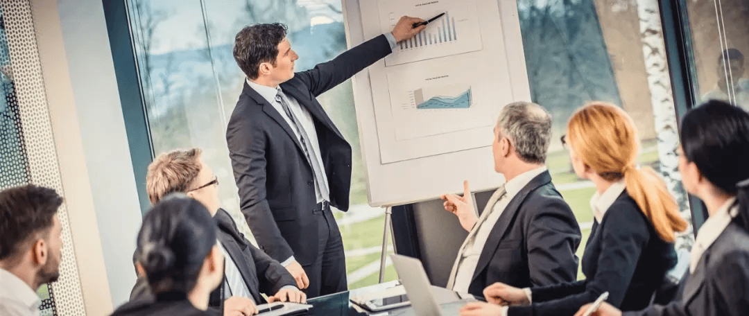 领导力四个维度分析_领导力提升技巧_领导力