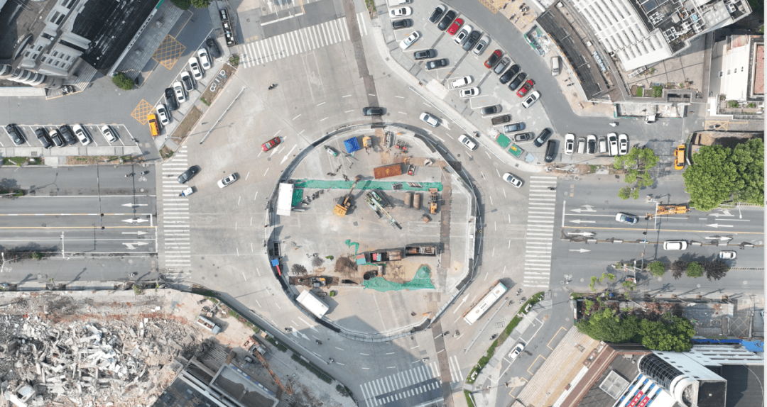 仪征这个重要路口变临时环岛!