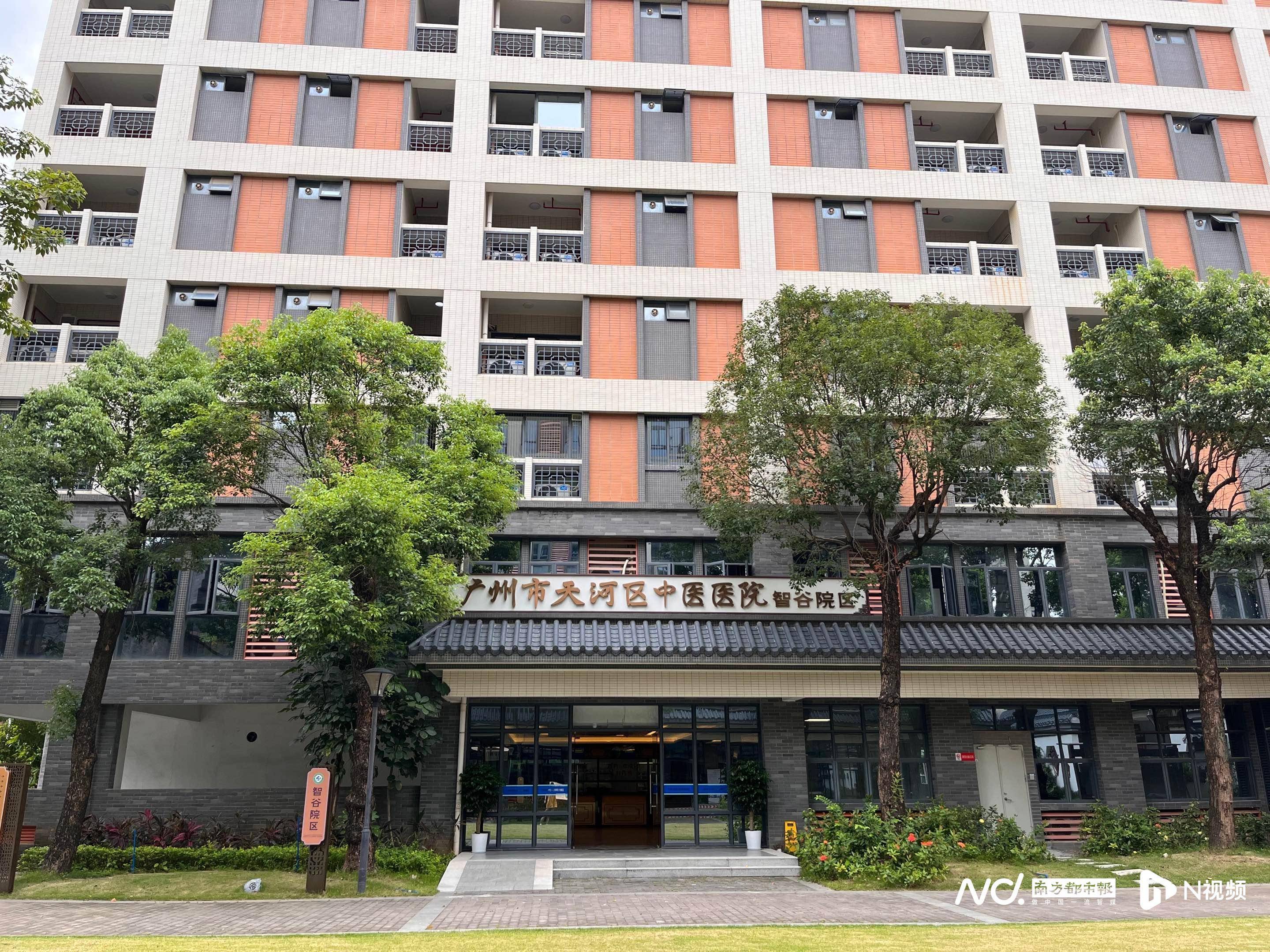 业内人士向南都记者透露,一方面大家看中了银发经济蓝海,希望快速切入