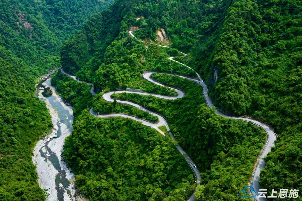 【组图】建始:大道如虹逐梦行