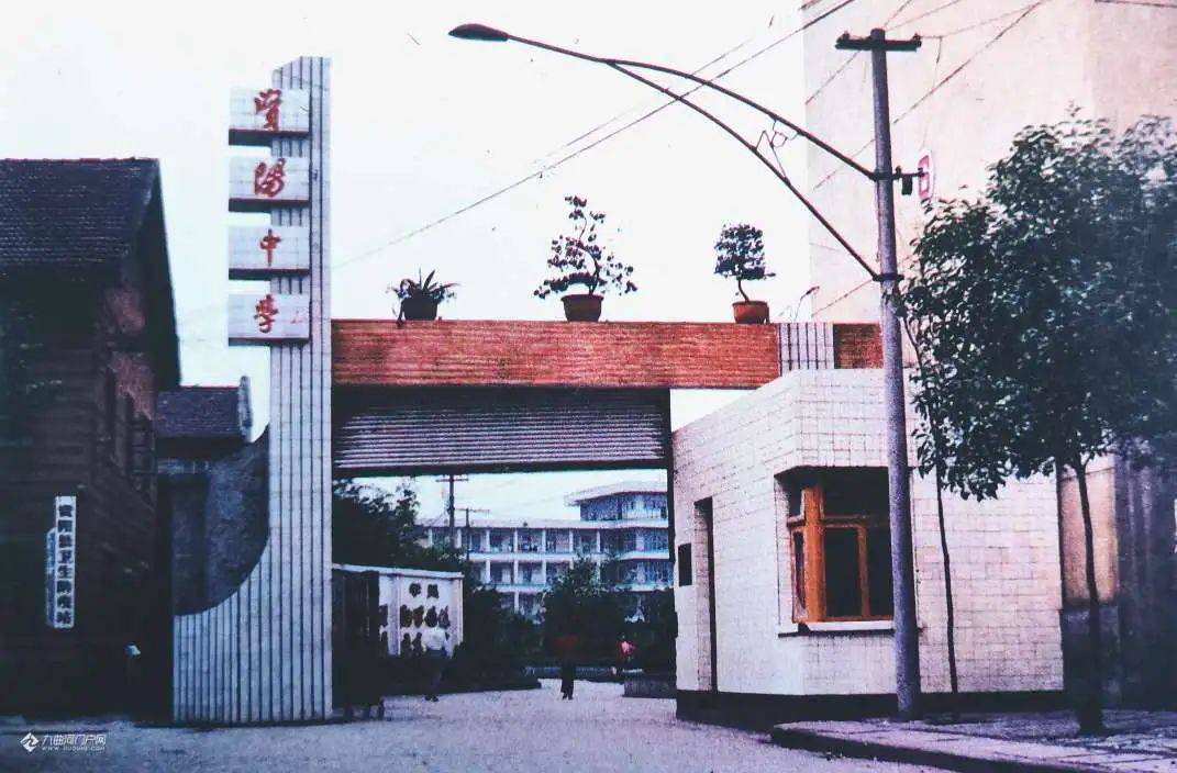 资阳中学的这些老照片,里面可有你熟悉的场景和身影?