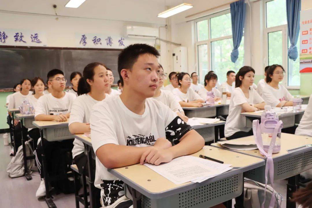 开学啦!遇见保定外国语学校,遇见更好的自己