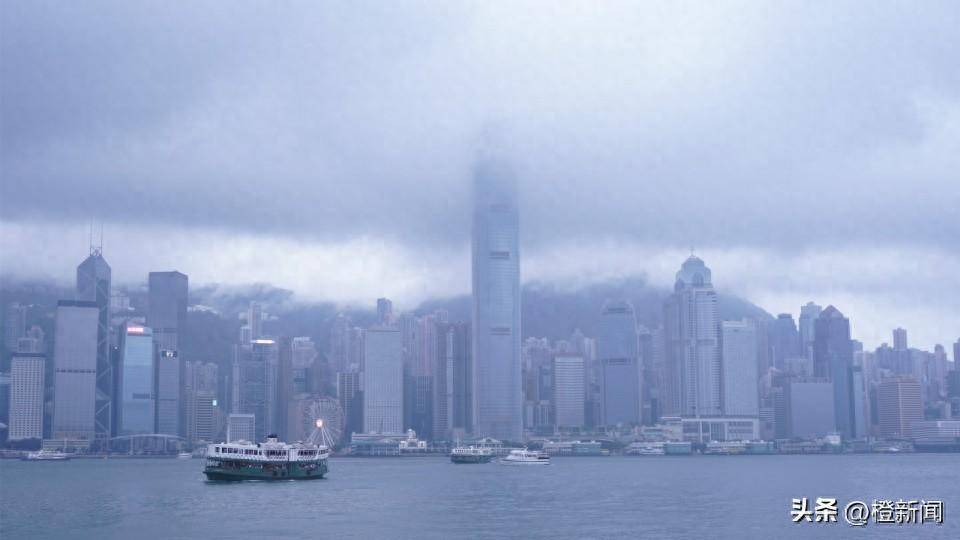 香港天文台:下午5时至晚上8时之间发出一号风球,本周后期改发三号风球机会较高_天气_骤雨_预测