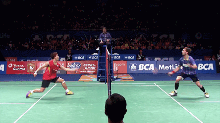 羽毛球高手对决的最高境界并不是杀球而是网前小球