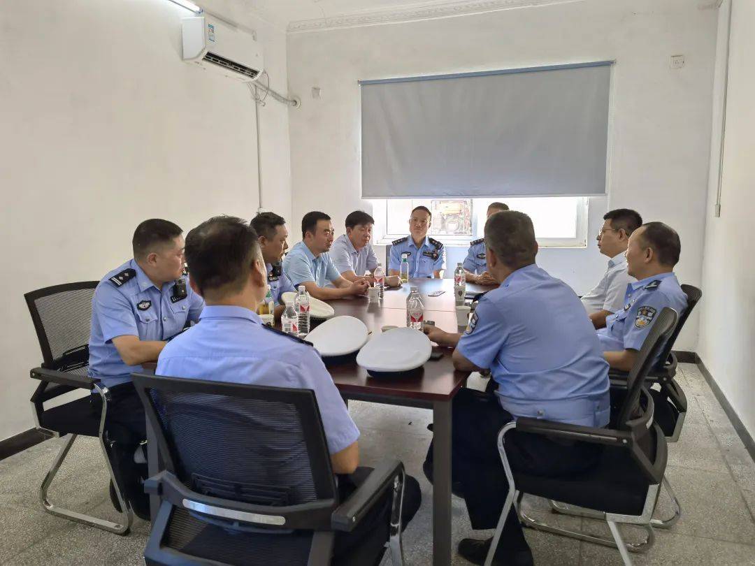 洛阳市公安局交通警察支队八大队五中队揭牌仪式举行
