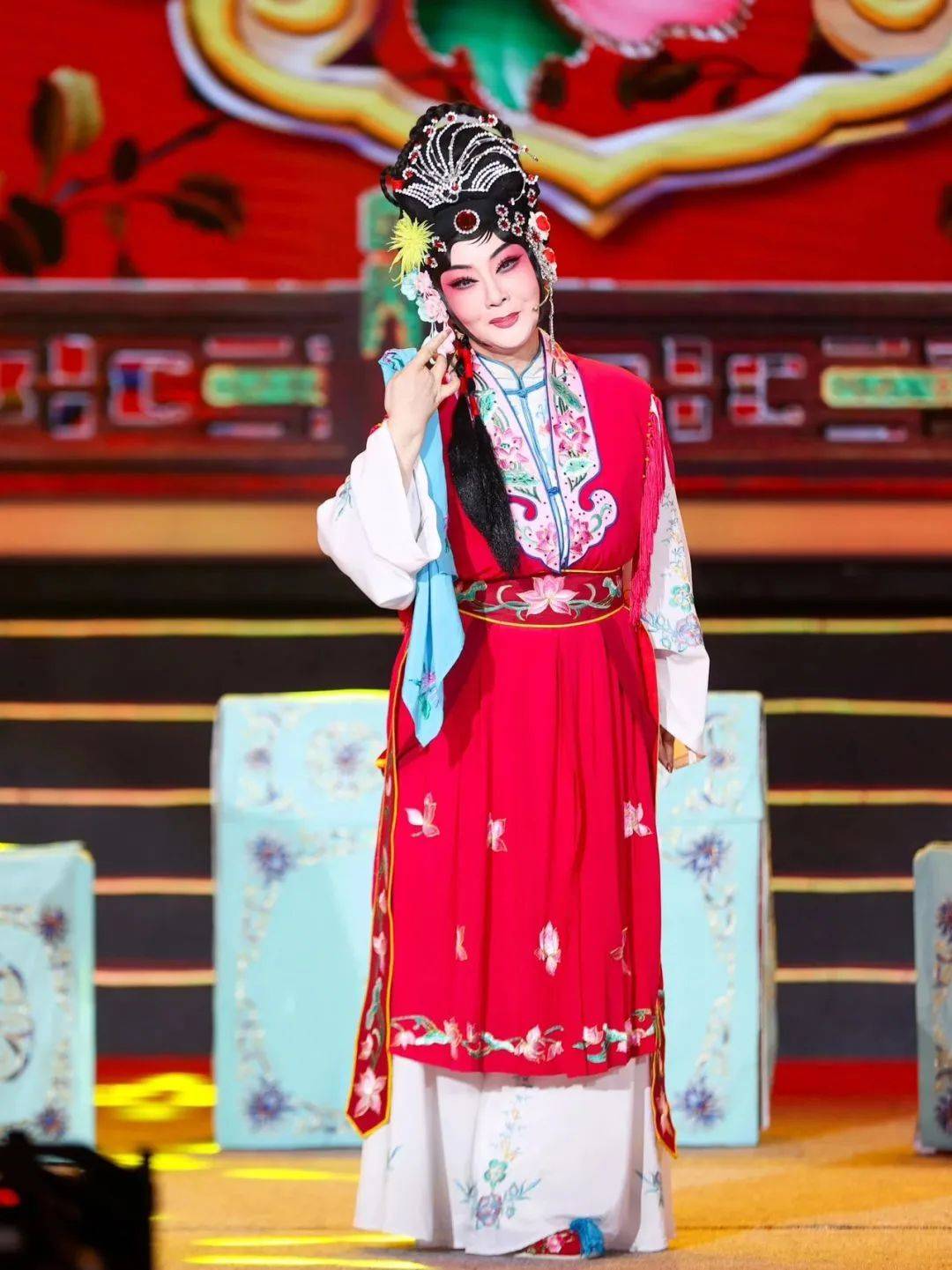 "戏聚泉城·擂响中华"《伶人王中王》戏曲名家巅峰汇在邢台信都大戏院