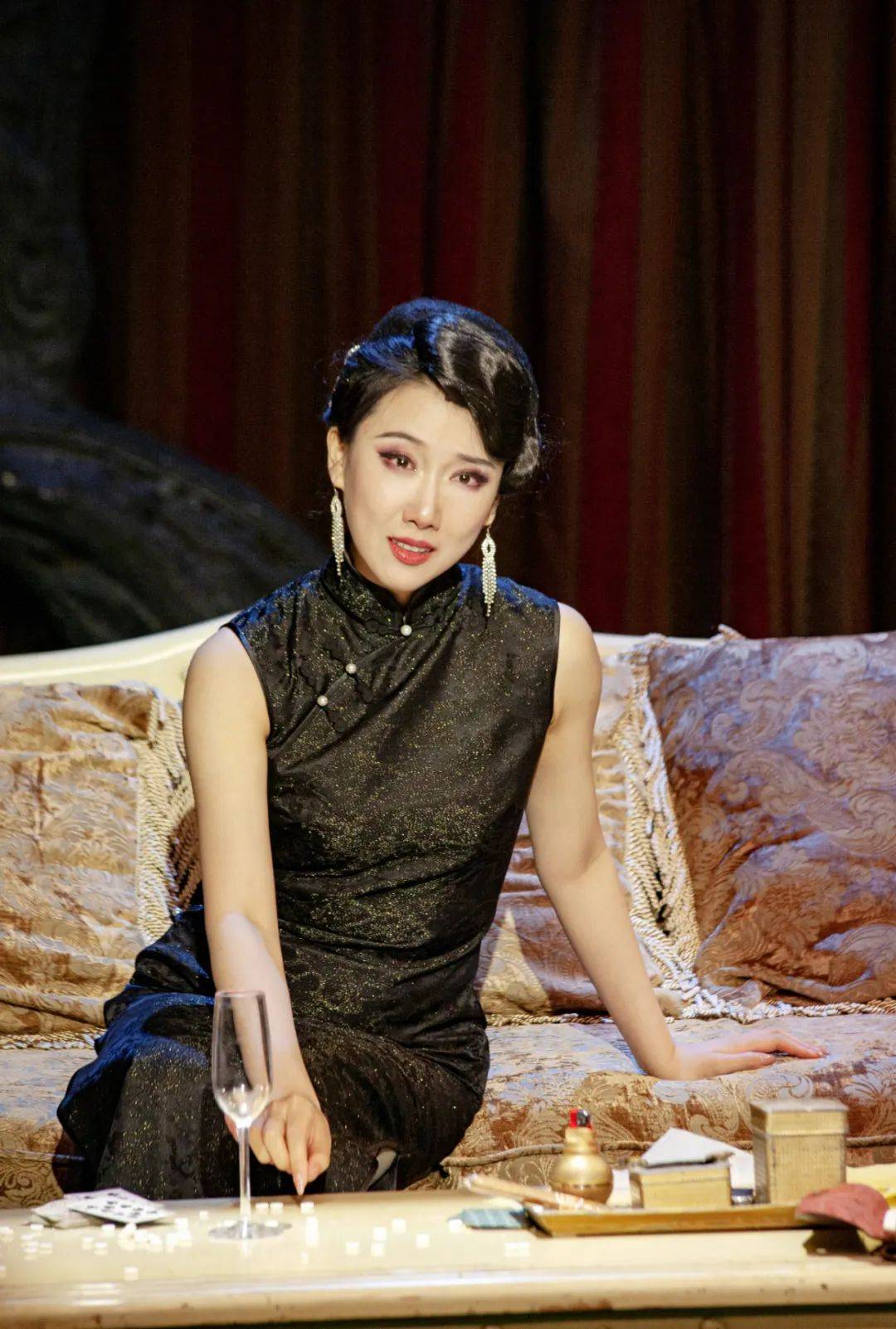 黑夜已弥留如此之久,朝阳何时挂于晨露?在温州大剧院重温经典《日出》